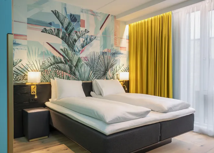 Hotell Thon Storo 4*
