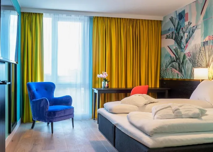 Hotell Thon Storo 4*